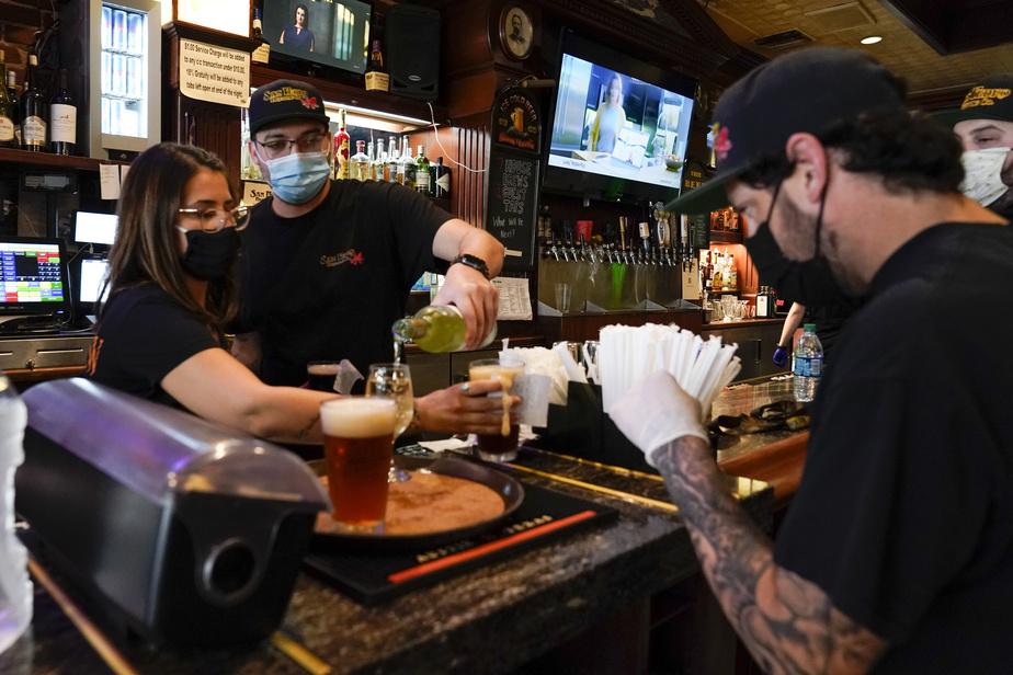 Les BARS...C'est comme les jeunes pour Dominique Ducharme....