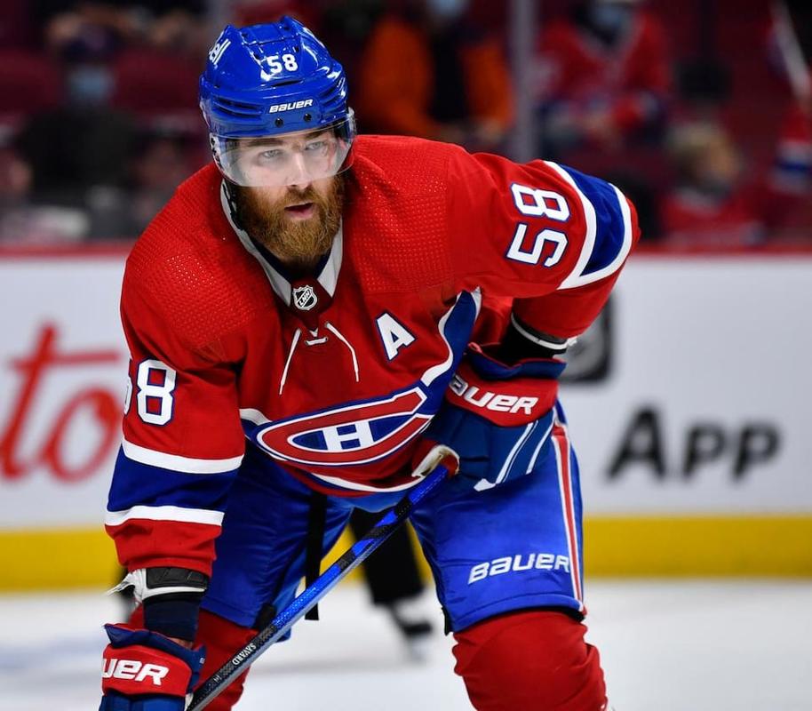 On vient de comprendre pourquoi David KARL ALZNER Savard a été SIGNÉ...