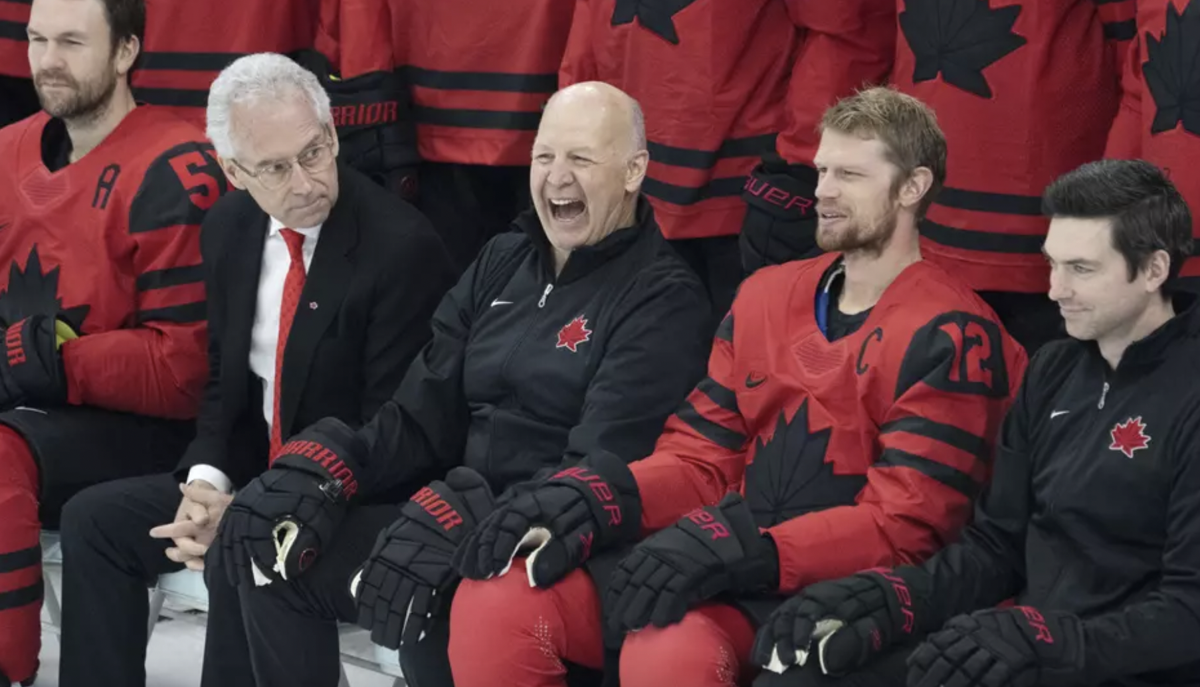 Claude Julien est rentré DIRECT dans un arbre...