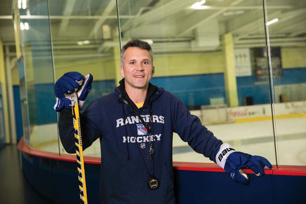 Martin St-Louis rentre dans le COUNTRY-CLUB...