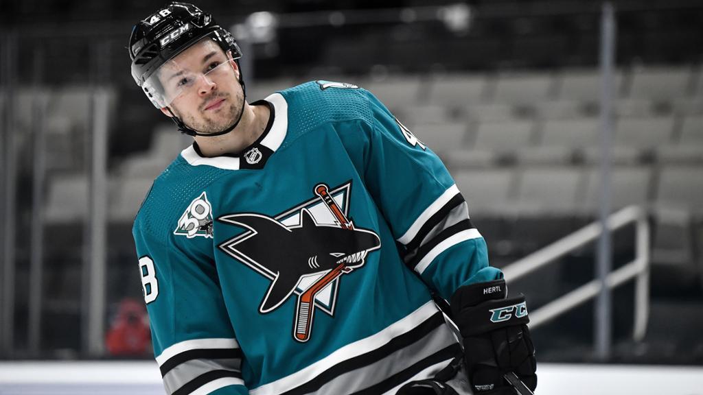 Le FEFAN du Rocket qui affirme que Tomas Hertl est SURPAYÉ à 8 ans et 8 M$ par année.