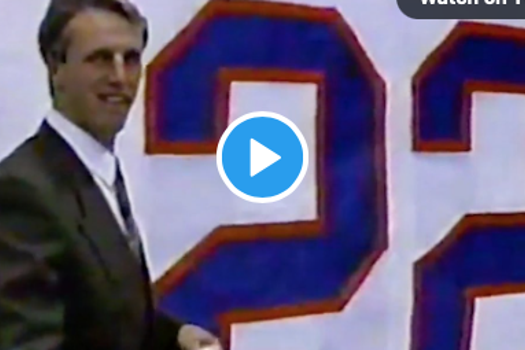 Vidéo: L'hommage des Islanders pour Mike Bossy....WOW...