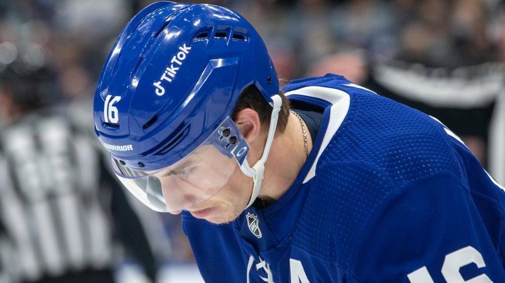 Après avoir passé proche de Mourir...Mitch Marner VICTIME...