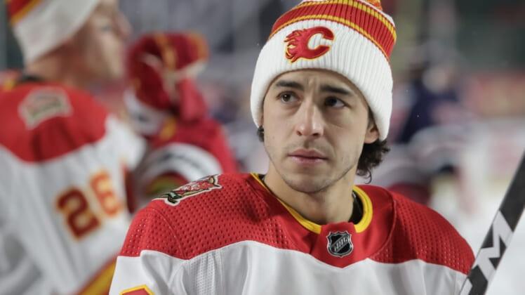 Les RUMEURS EXPLOSENT autour de Johnny Gaudreau...