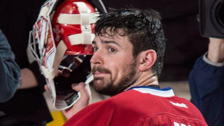 INJECTION à son GENOU, MAUVAISES NOUVELLES pour Carey Price...