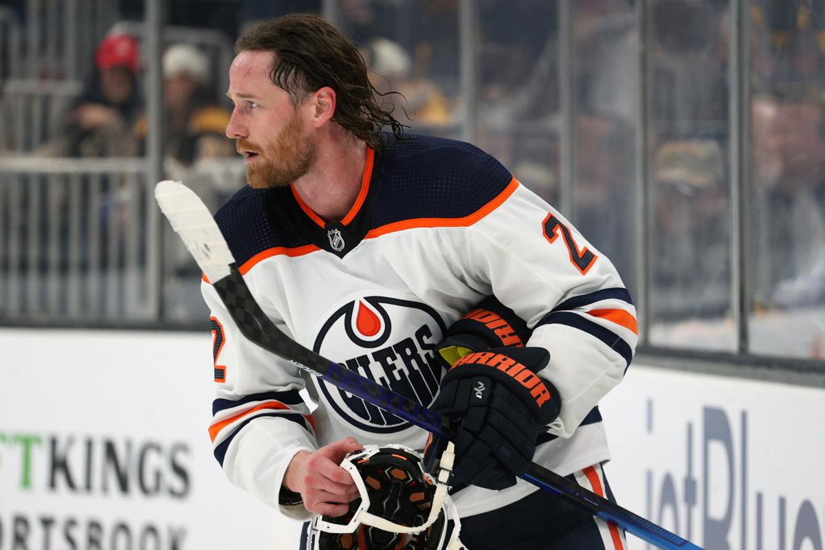 Les Oilers veulent pousser Duncan Keith à la retraite!!!