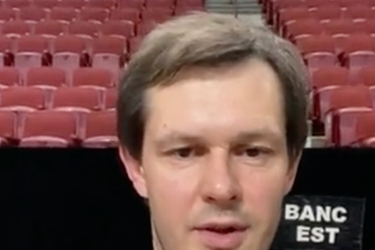 Vidéo: Evgenii Dadonov DÉPRIMÉ: BYE BYE à la date limite des transactions...