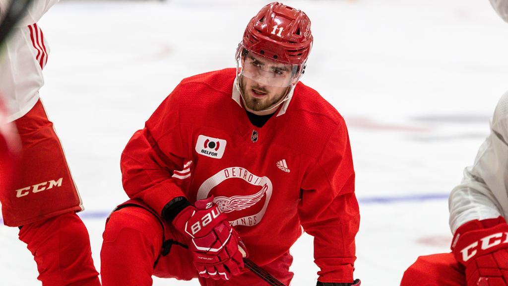 À la place de Kent Hughes...vous offrez quoi pour Filip Zadina?