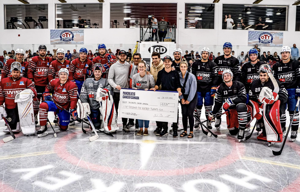 Nick Suzuki et Josh Anderson TOUT FIERS d'avoir remporté la COUPE!!