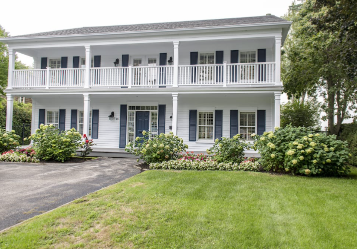 Selon un agent immobilier...la maison de Guy Lafleur est trop chère...