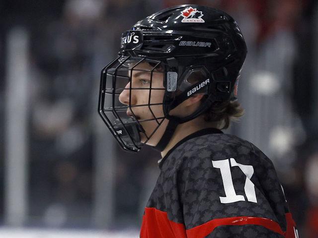 Vidéo: Connor Bedard a le MEILLEUR TIR au monde...