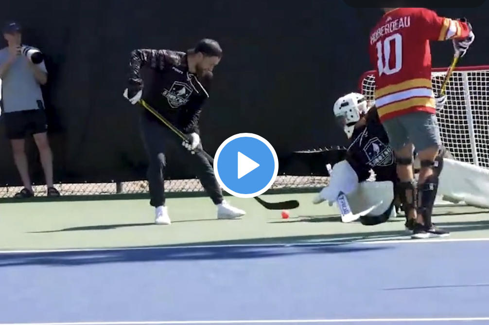 Vidéos: Durant son match de HOCKEY BALLE...Jonathan Drouin...