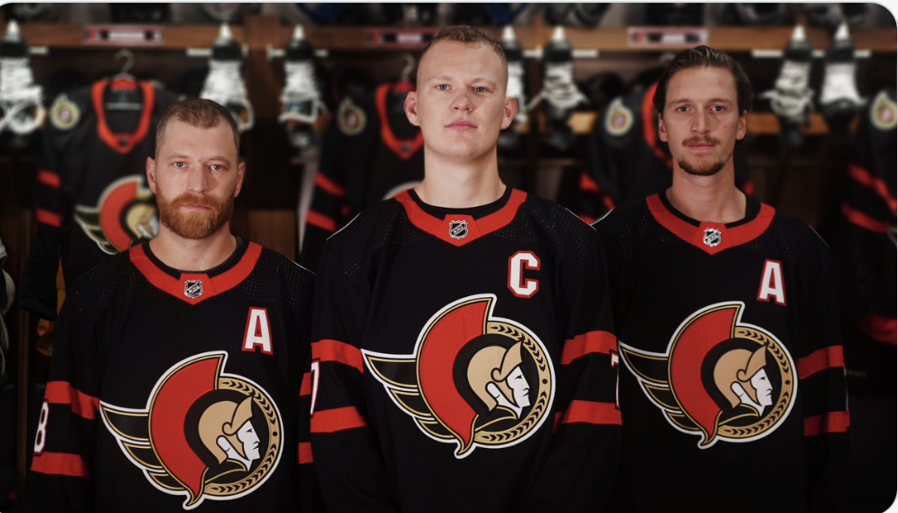 Brady Tkachuk ne serait pas AIMÉ dans le vestiaire des Sénateurs?