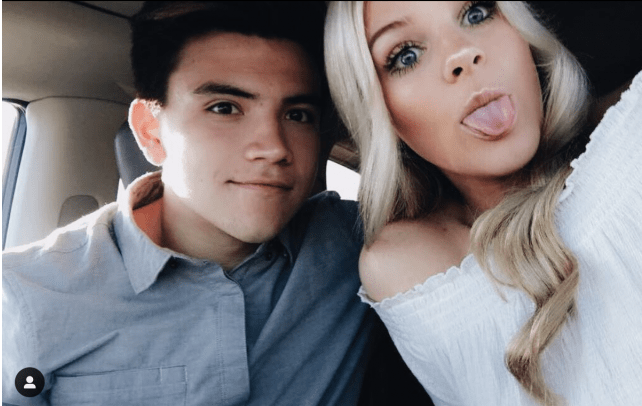 La blonde de Nick Suzuki....le contraire des HOCKEY WIVES...