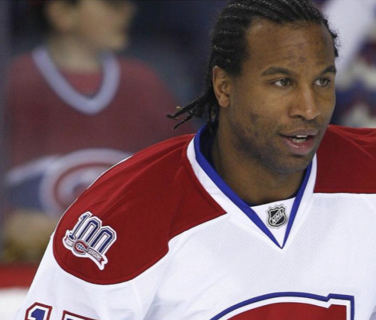 Martin St-Louis passe dans le TORDEUR de Georges Laraque...