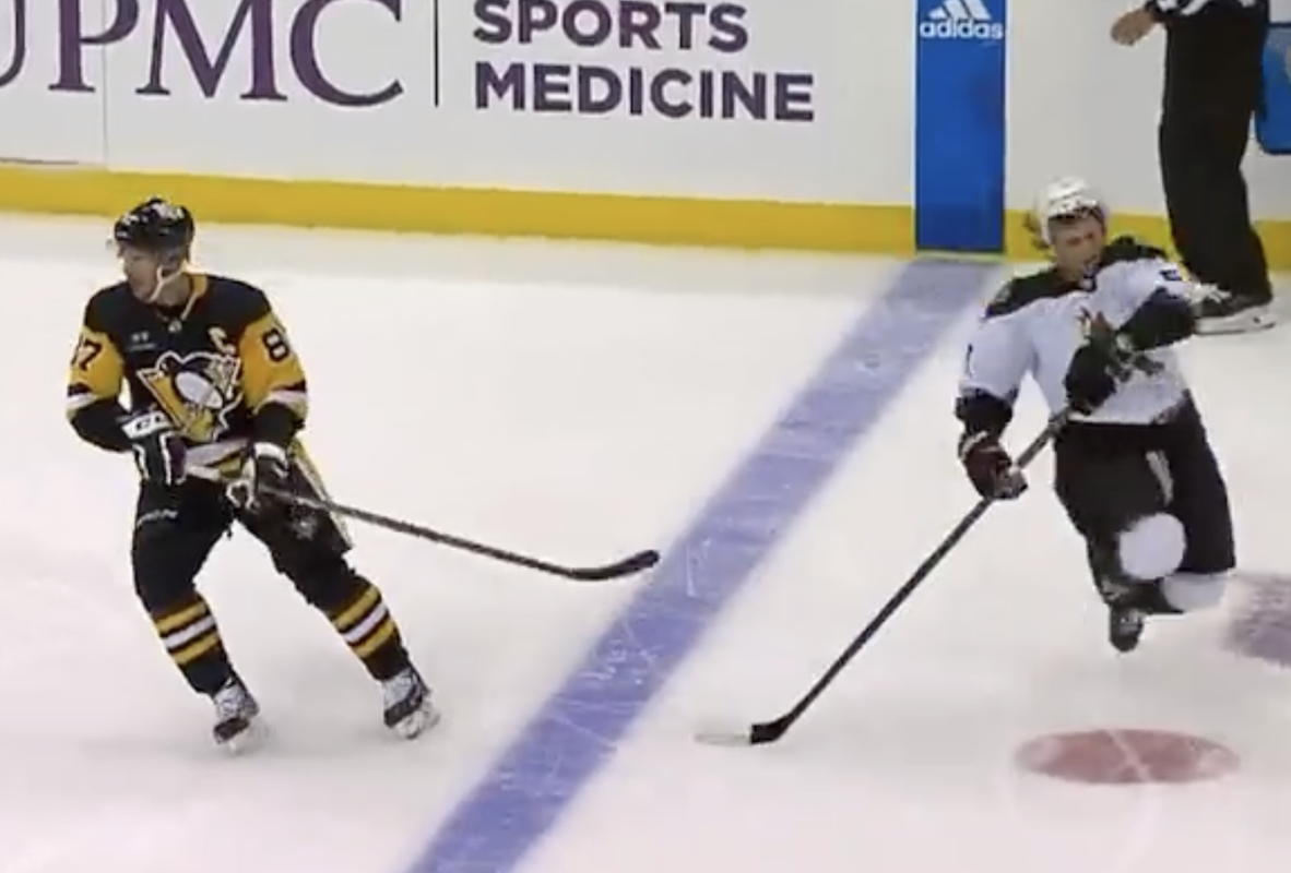 VIDEO: AYOYE ... Sidney Crosby est rendu un SAUVAGE