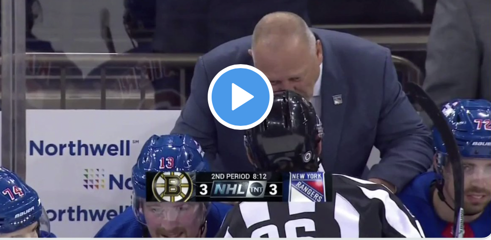 Vidéo: Gerard Gallant qui SNIFF de la POUDRE EN SEL avec Alexis Lafrenière!!!!