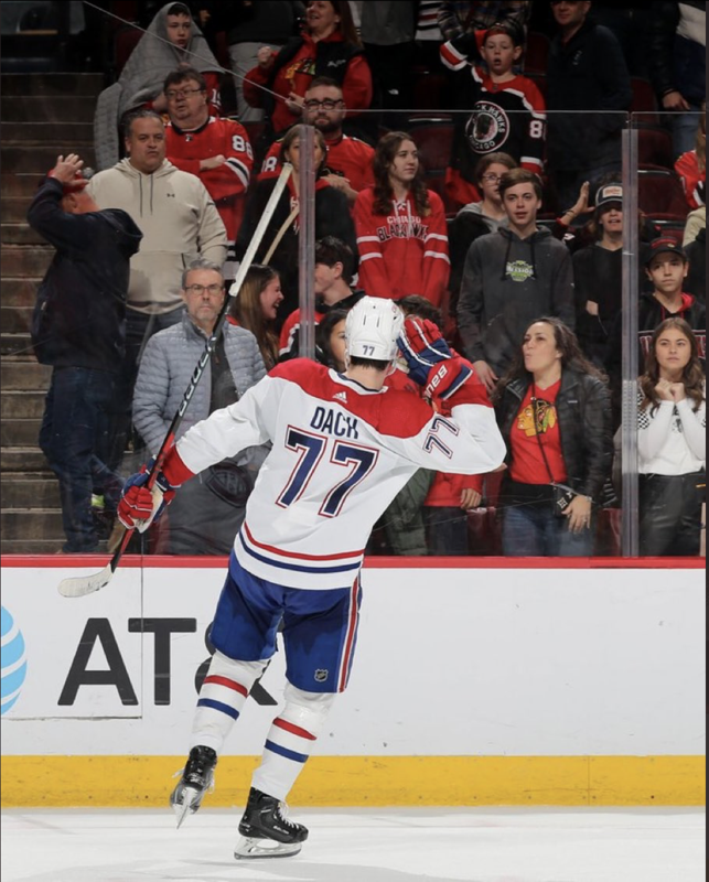 HAHA!! Kirby Dach et Adam Boqvist se vengent des Blackhawks!!