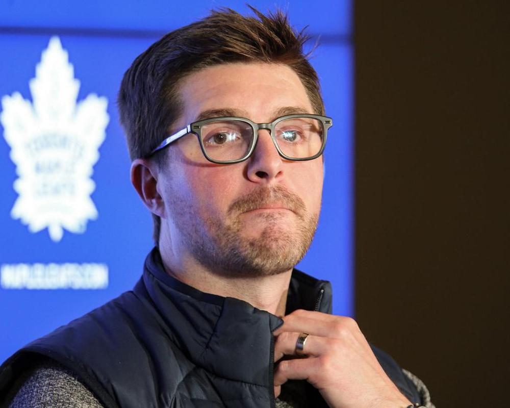 Le CHUMMY de Rasmus Sandin à Toronto... Kyle Dubas...