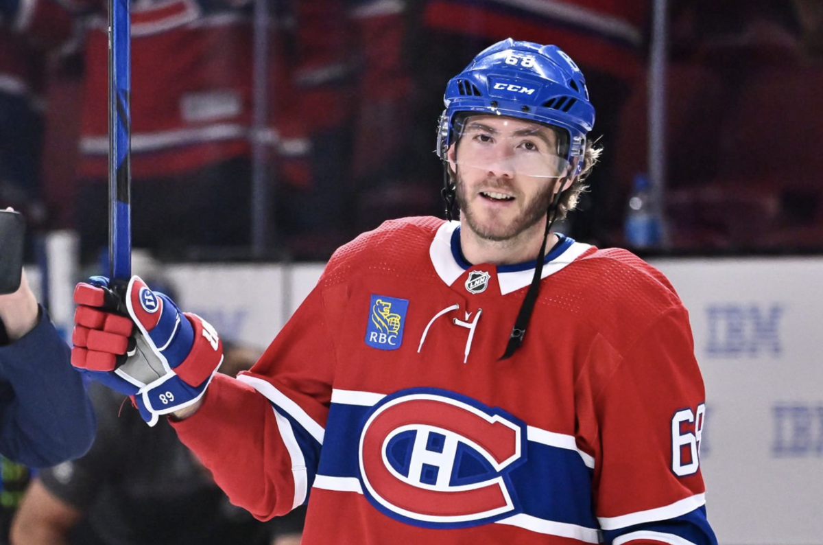 Mike Hoffman ... Le TÉLÉPHONE de Kent Hughes recommence à sonner