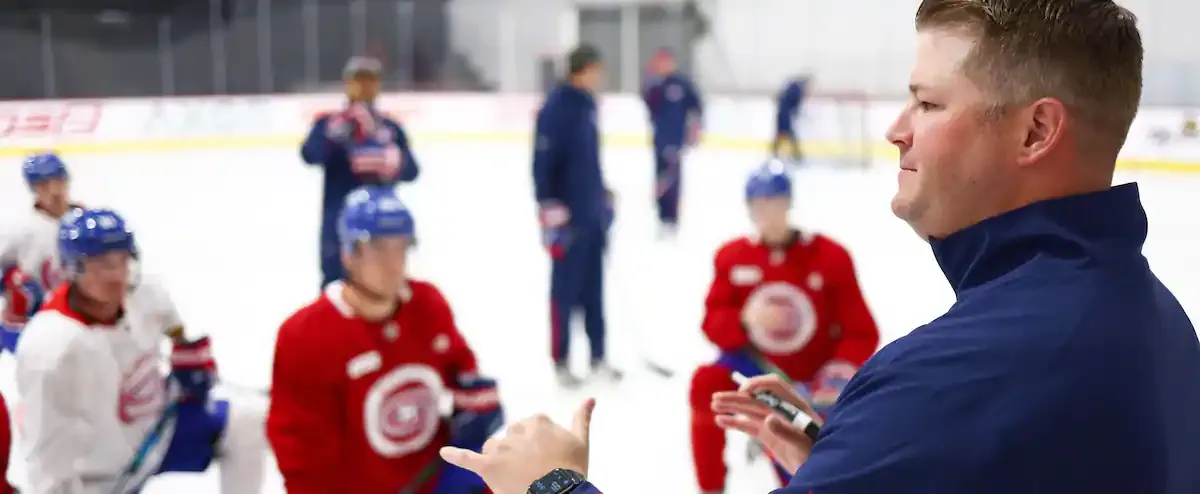 Vidéo: Le COACH du développement du CH est CR... INTENSE!!!