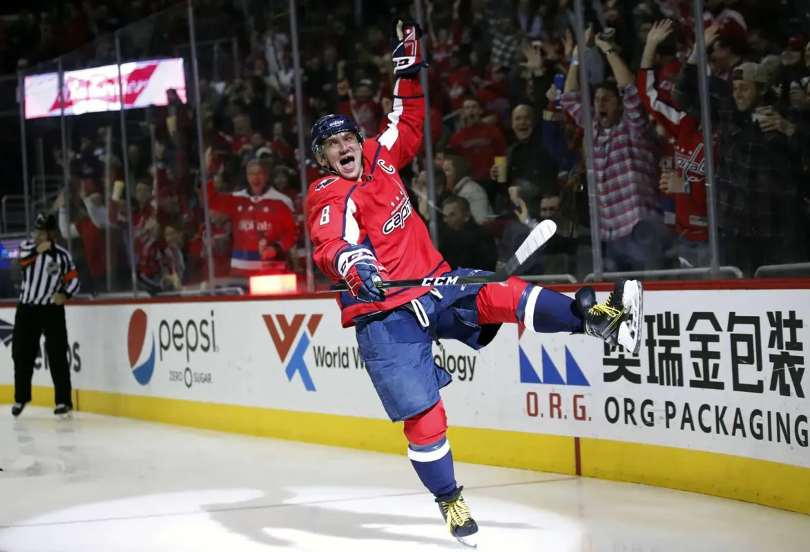 Vidéo: Un autre GROS record pour Alex Ovechkin!!