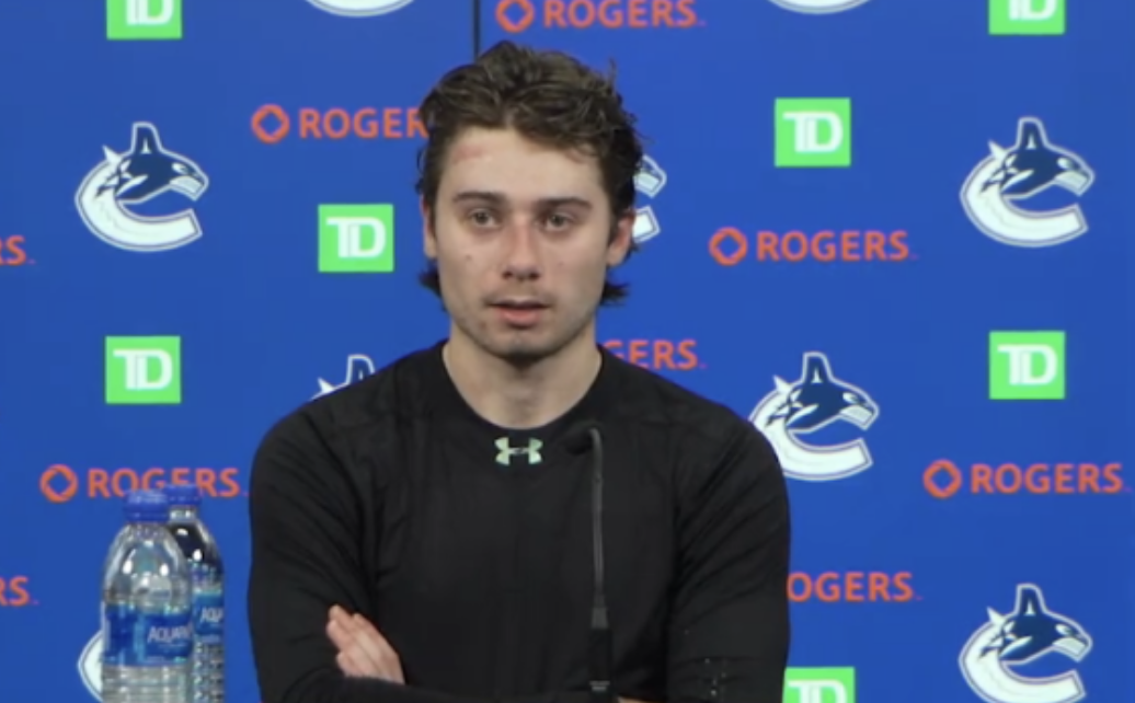 Elliotte Friedman lâche une BOMBE!!!!! Quinn Hughes...