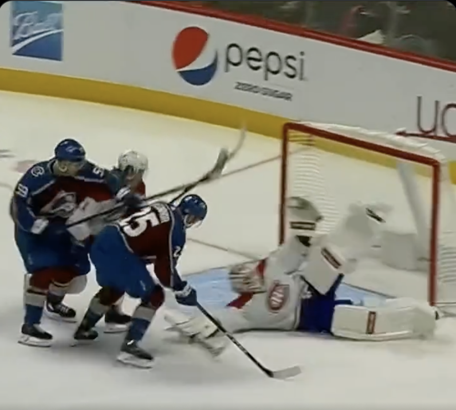 Vidéo: WOW!! Jake Allen se prend pour Patrick Roy!!!