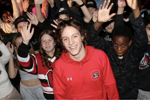 Un espoir du CH fait mal paraître Brendan Gallagher...OUCH...