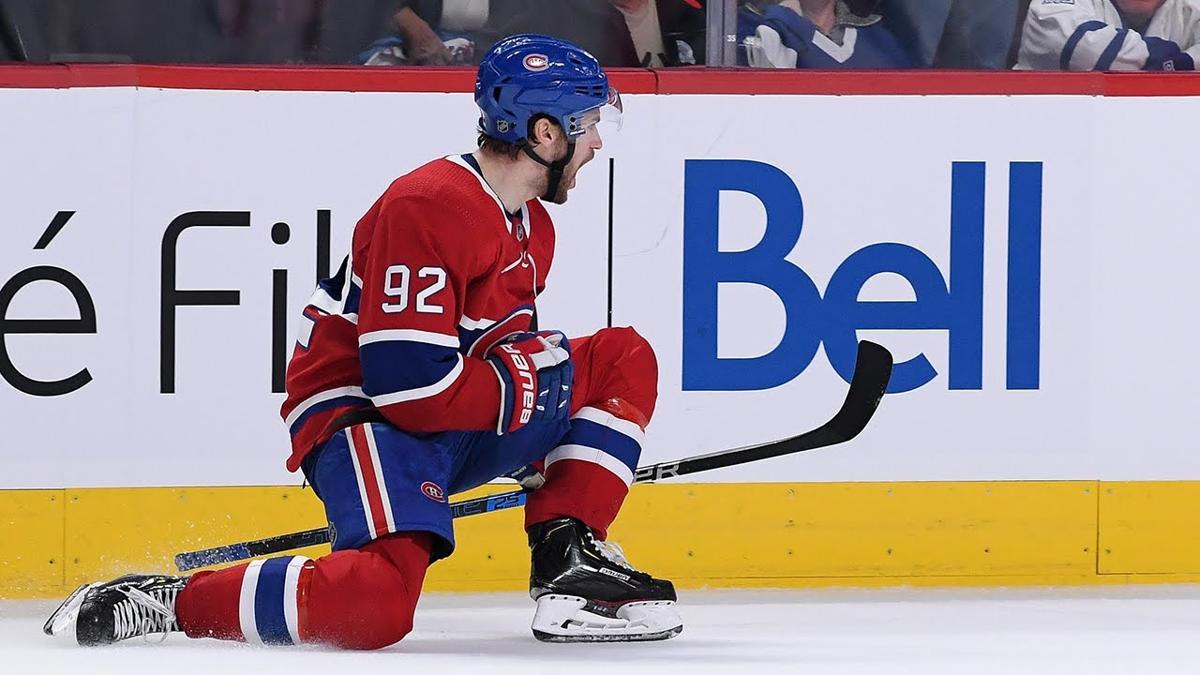 Vidéo: Juraj Slafkovsky BENCHÉ par Martin St-Louis!?!?! Jonathan Drouin en profite...