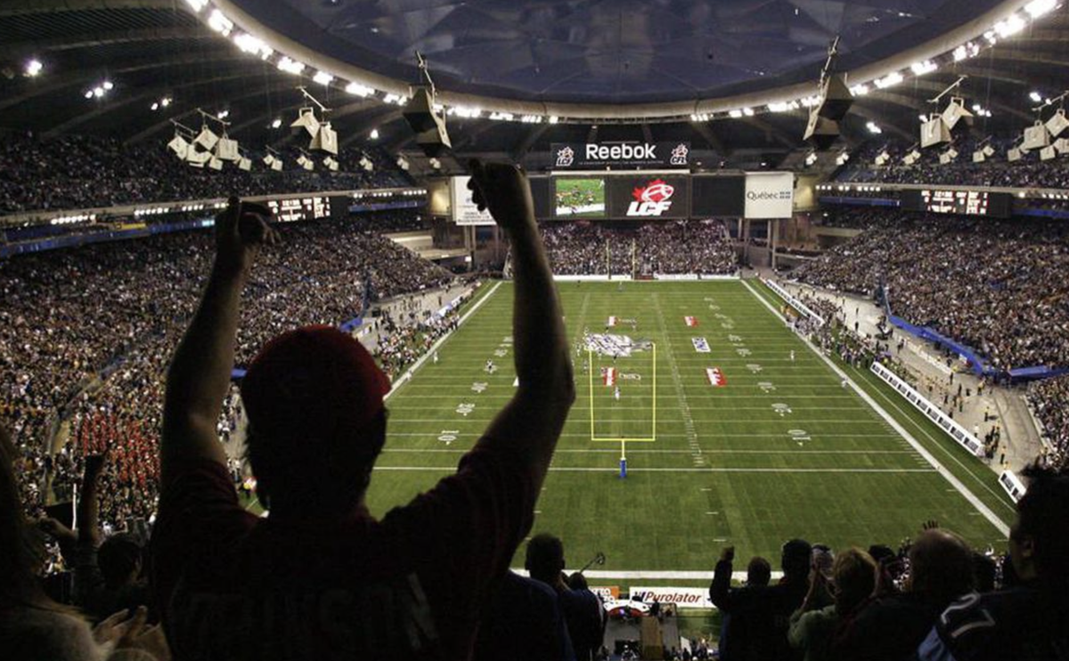 WOW !!! Des MATCHS de la NFL à MONTRÉAL !!!!