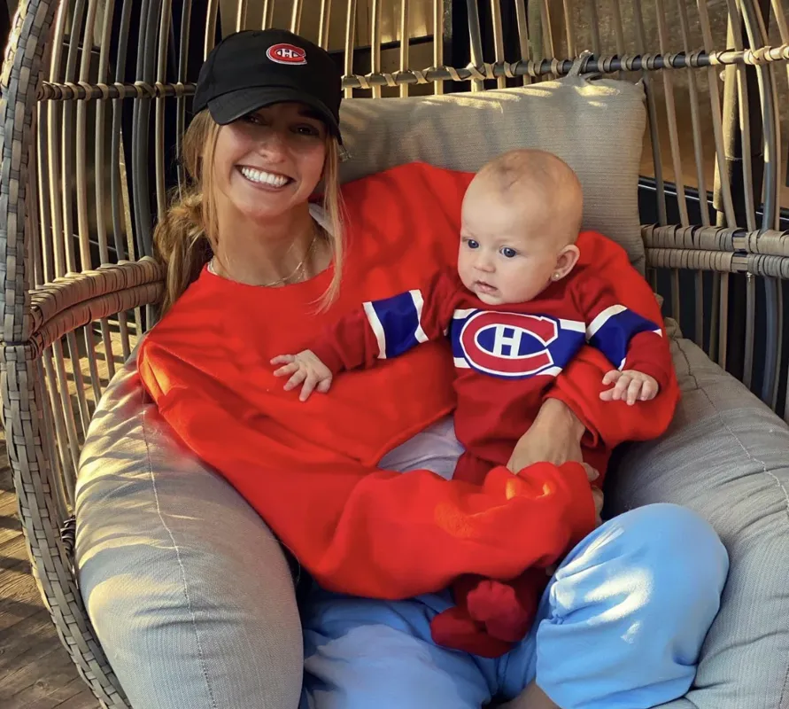 Jonathan Drouin et sa blonde, Marie-Laurence, aiment TROP la BEACH....