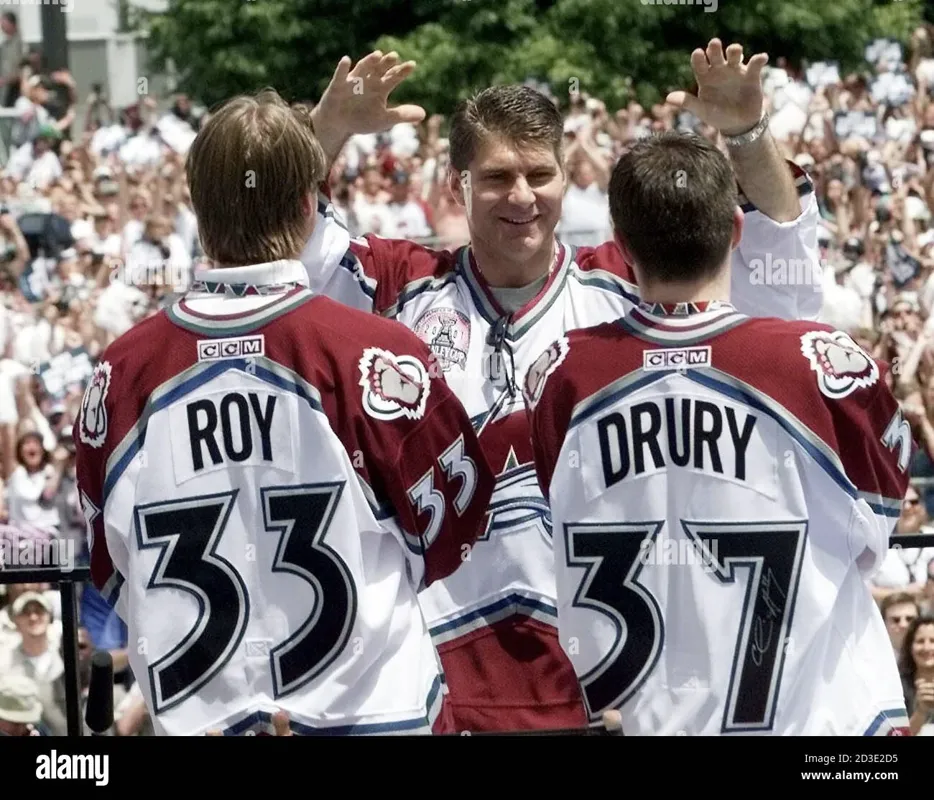 Chris Drury a déjà contacté son CHUM Patrick Roy