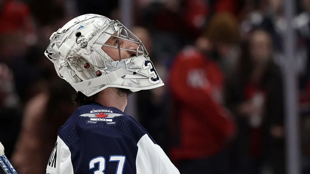 Connor Hellebuyck à Montréal: ce que le CH doit donner