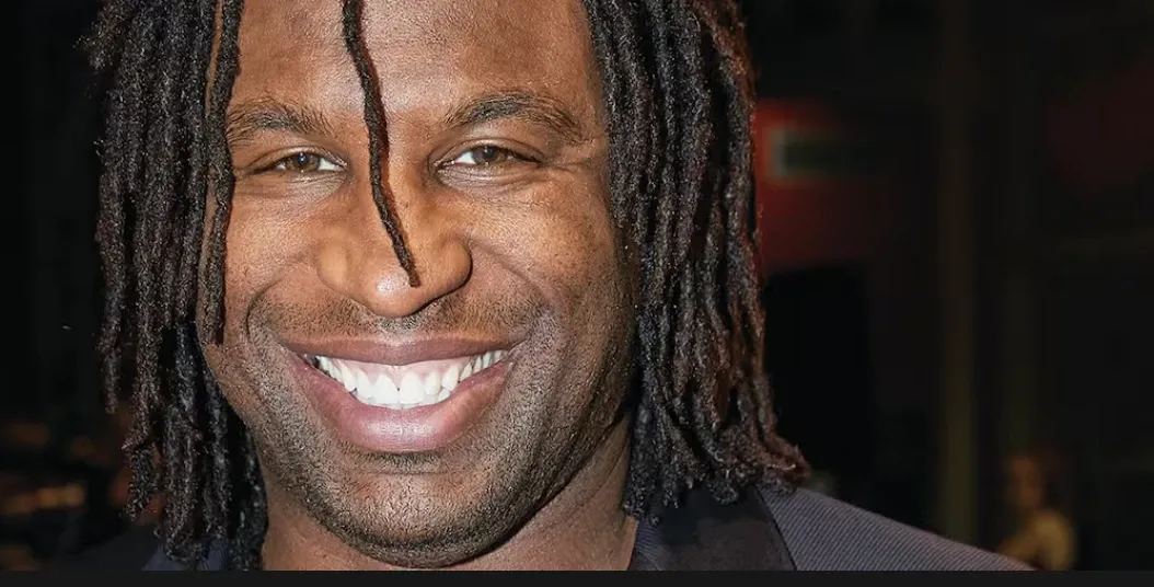 Georges Laraque a confronté un recruteur du CH à l'aéroport