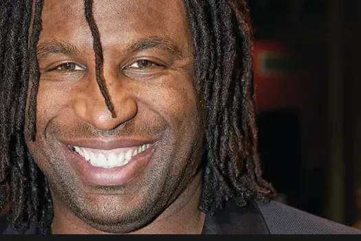 Georges Laraque a confronté un recruteur du CH à l'aéroport