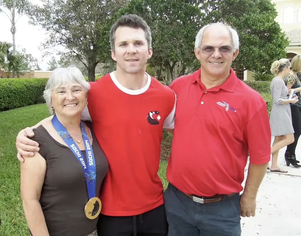 La mère de Martin St-Louis veille sur lui