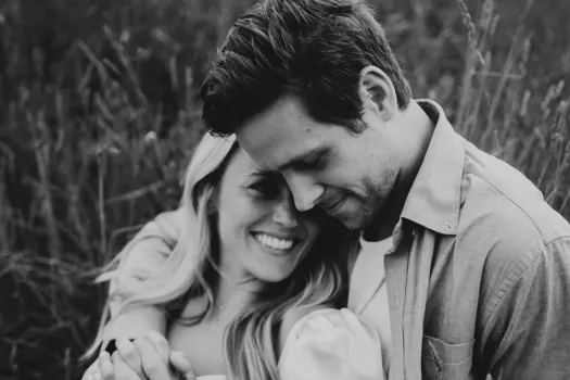 Crise d'A-N-X-I-É-T-É pour Casey DeSmith et sa blonde