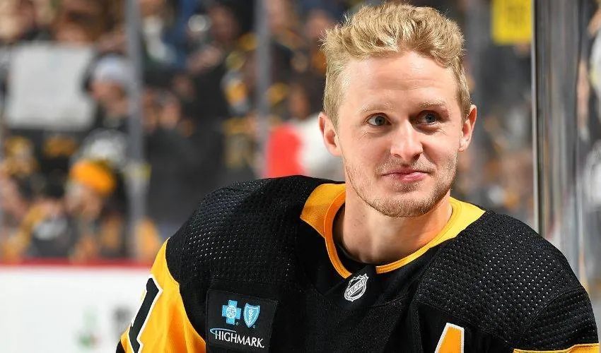 Jake Guentzel intéressé à rejoindre le Canadien de Montréal?