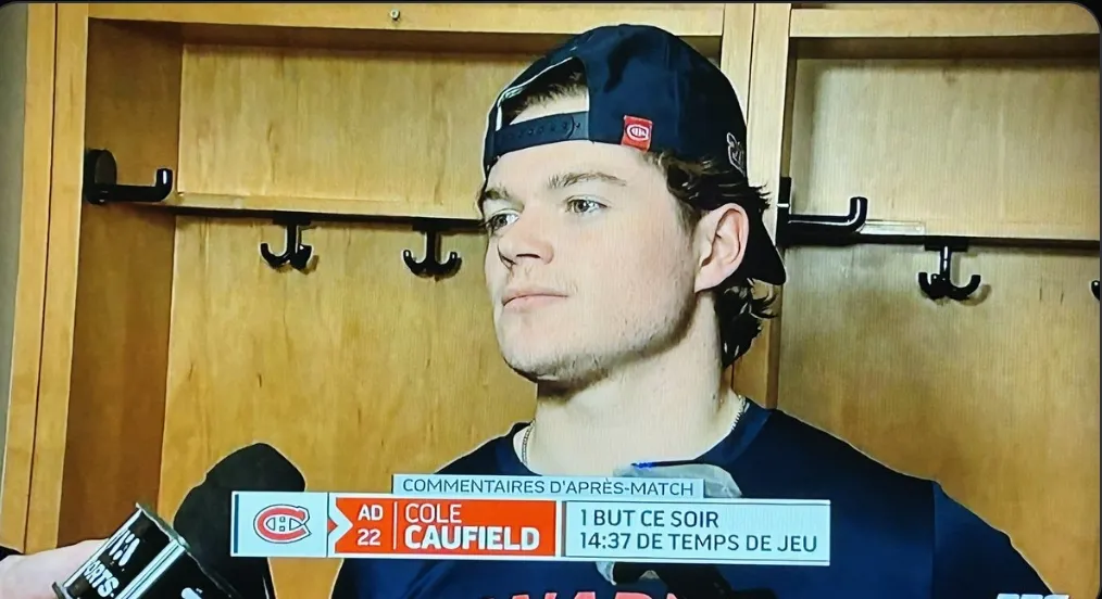 Le regard défiant de Cole Caufield quand il parle de Juraj Slafkovsky