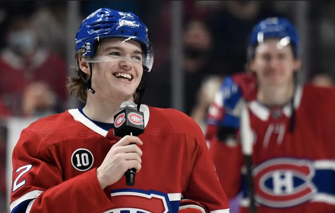 Le salaire de Cole Caufield polarise les Québécois