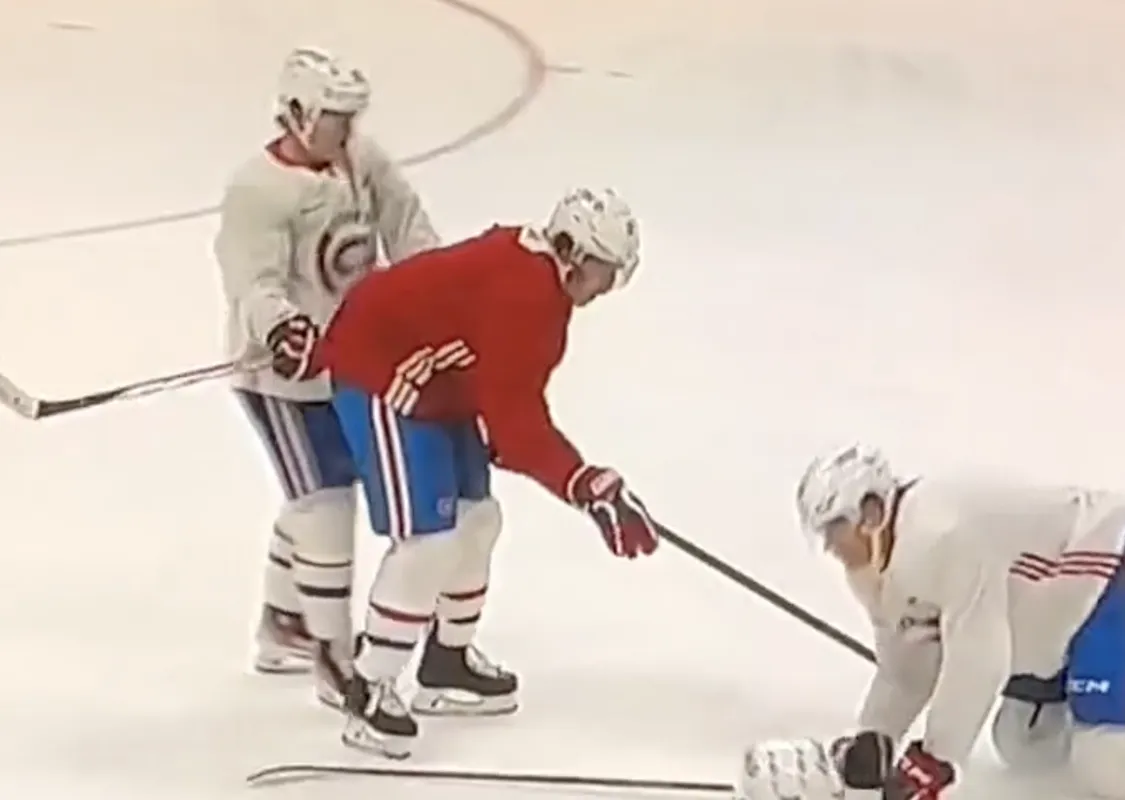 Malaise à l'entraînement: tension entre Brendan Gallagher et Cole Caufield