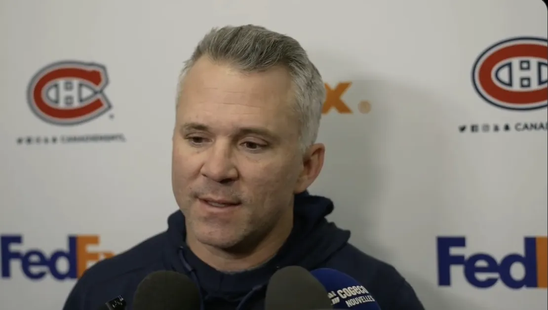 Martin St-Louis n'est plus capable de protéger Cole Caufield