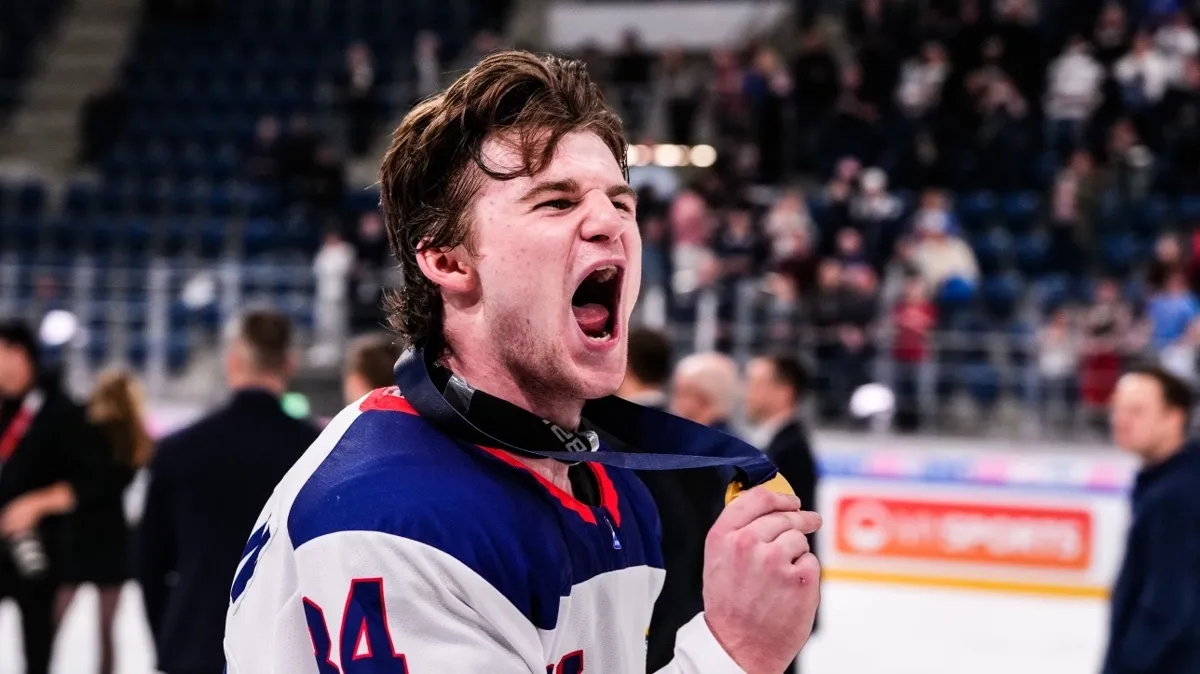 Cole Eiserman mange Cole Caufield au petit déjeuner