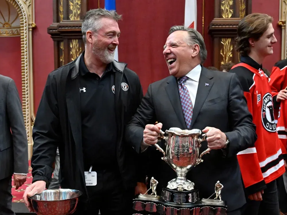 Patrick Roy doit briser des tables et des portes à Toronto