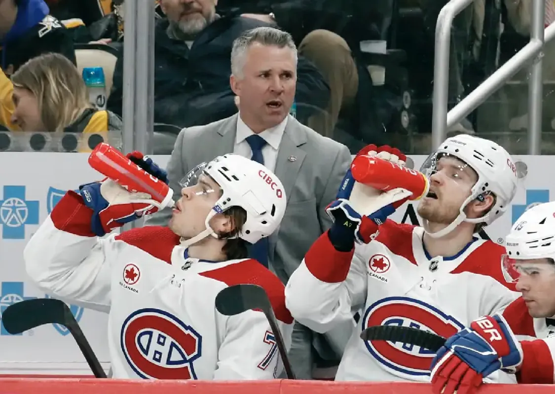 Les conférences de presse de Martin St-Louis tapent sur les nerfs