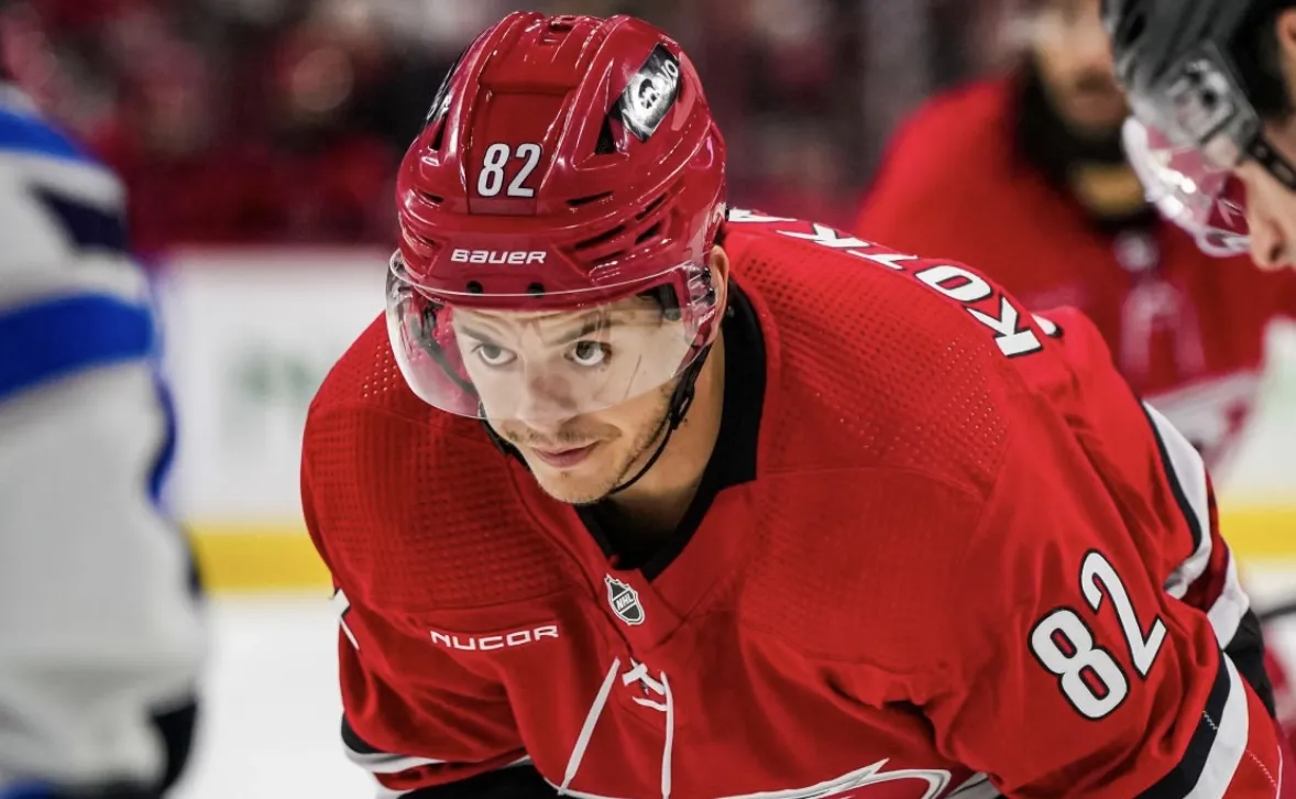 Jesperi Kotkaniemi n'a jamais été aussi mauvais