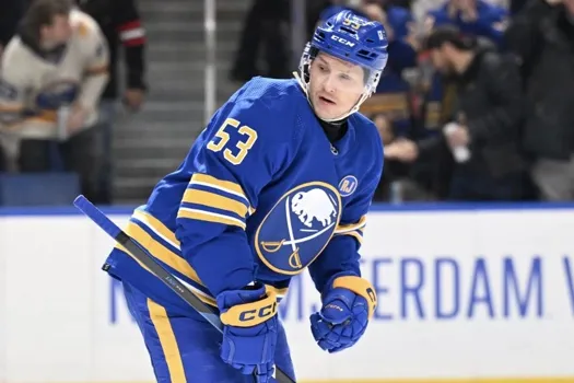 Jeff Skinner à Montréal pour des peanuts: excitation pour Martin St-Louis