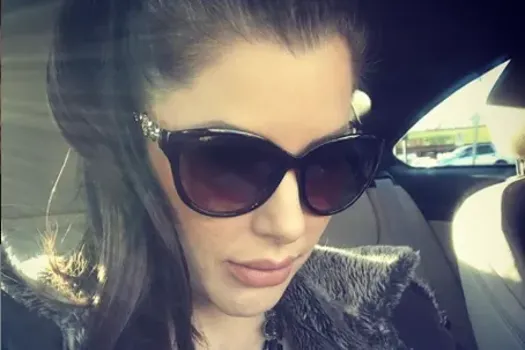 La femme de Daniel Brière fait tourner les regards en Russie