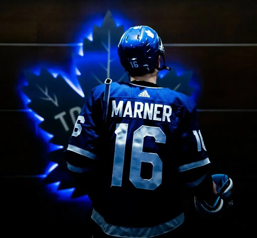 Mitch Marner échangé contre le meilleur gardien au monde: Pierre LeBrun fait jaser